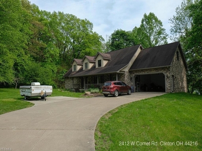 2412 W Comet Rd, Clinton, OH