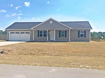 217 Wingspread Ln, Beulaville, NC