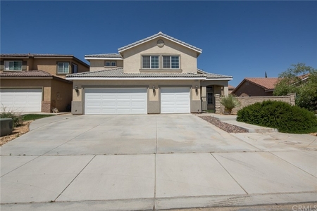 13134 Pacific Ter, Victorville, CA