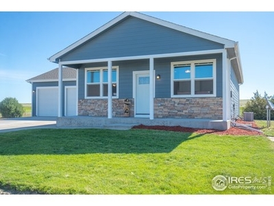 1546 4th Ave, Deer Trail, CO