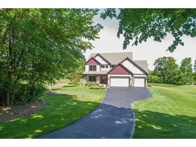 2019 86th Ct, Inver Grove Heights, MN