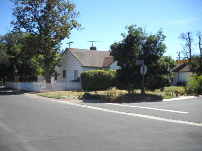 11938 Miranda St, Valley Village, CA