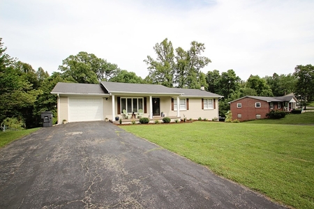 2235 Woodland Hts, Cookeville, TN