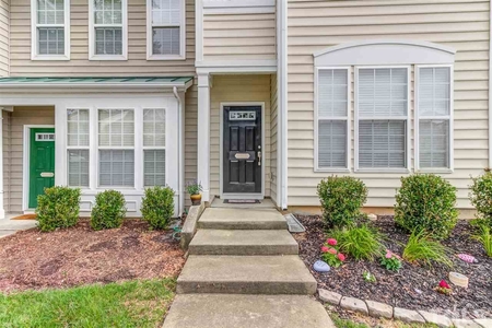 5316 Crescentview Pkwy, Raleigh, NC