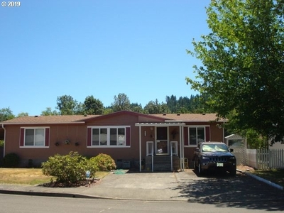 1312 Sunny Ct, Sutherlin, OR