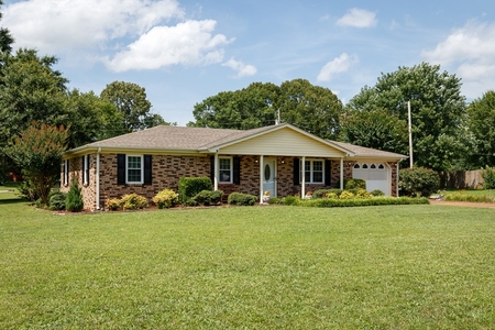 35 County Road 366, Florence, AL