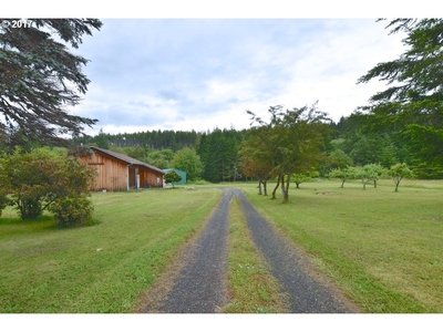 96329 Fairview Sumner Ln, Coquille, OR