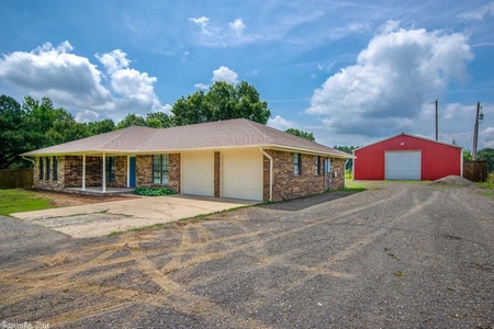 240 Middle Rd, Conway, AR
