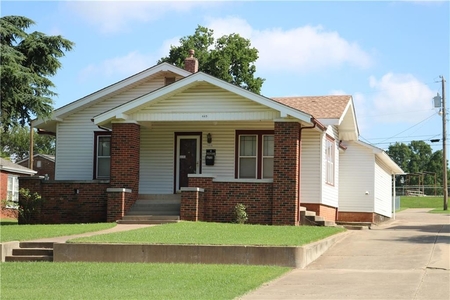 623 W Main St, Purcell, OK