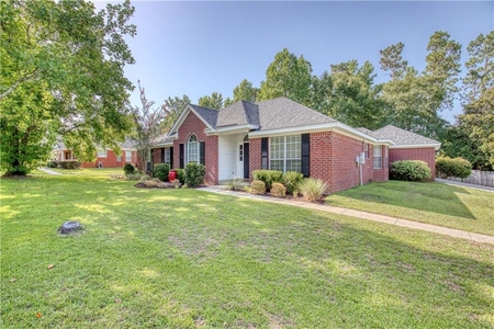 8245 Winchester Woods Ct, Mobile, AL