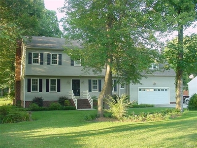 141 Arkwright Rd, North Chesterfield, VA
