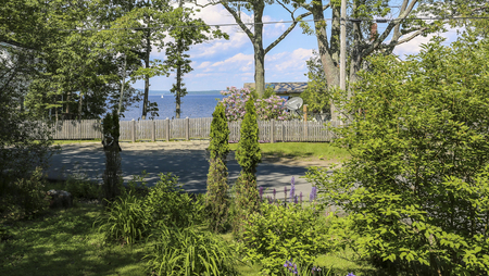 731 Shore Rd, Northport, ME