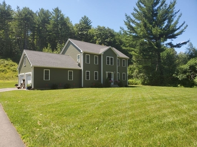 84 Cranberry Meadow Rd, Spencer, MA