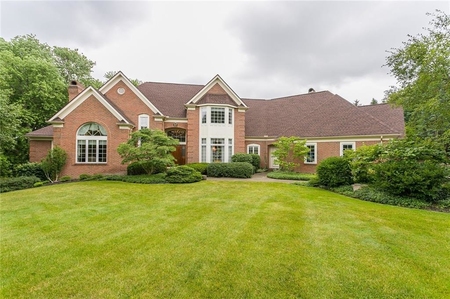 15 Abbey Woods Pvt, Pittsford, NY