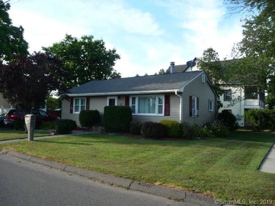 3 South St, Wallingford, CT