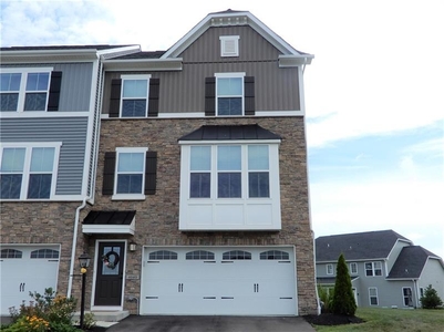 4040 Overview Dr, Canonsburg, PA