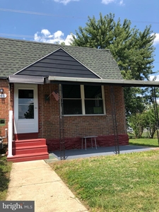 240 White Ave, Marcus Hook, PA