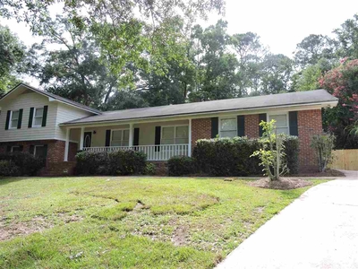 2542 Noble Dr, Tallahassee, FL