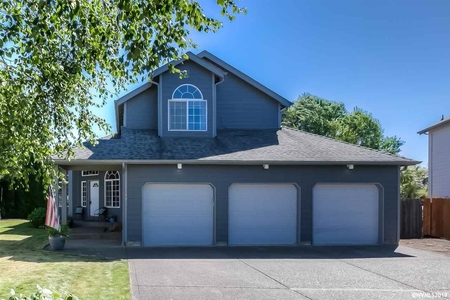 1140 Lincoln Ct, Aumsville, OR