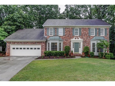 9117 Branch Valley Way, Roswell, GA