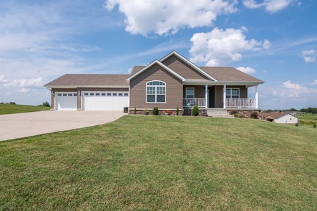 157 Crossing View Dr, Berea, KY