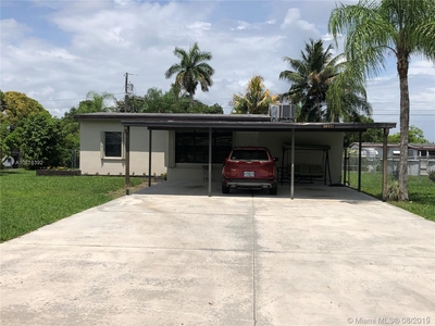 30322 Sw 172nd Ave, Homestead, FL