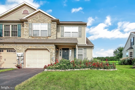 111 Bridle Path, New Holland, PA