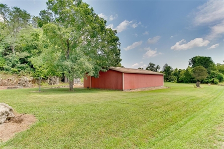 7689 Old State Road H, De Soto, MO