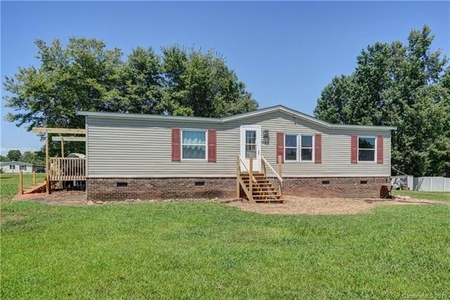 232 Summertree Dr, Troutman, NC