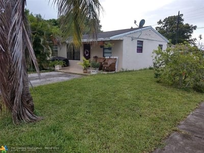 2401 Sw 45th Ave, Fort Lauderdale, FL