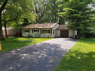 2102 Wellington Rd, Middletown, OH
