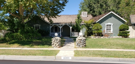 43819 Fenner Ave, Lancaster, CA