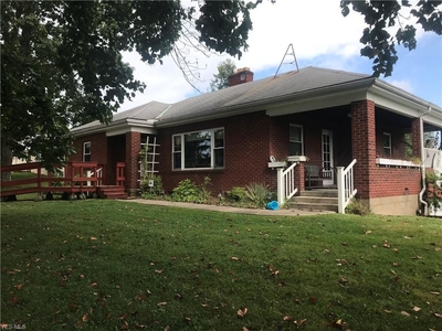 165 Vireo Dr, Steubenville, OH