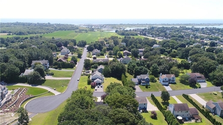 21 Sycamore Dr, Westerly, RI