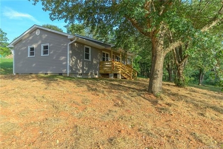 71 Cole Rd, Leicester, NC