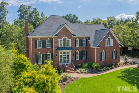 102 Trident Ct, Cary, NC