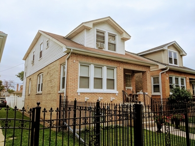 2443 N Rutherford Ave, Chicago, IL
