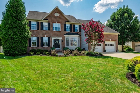 808 Weeping Cherry Ct, Sykesville, MD