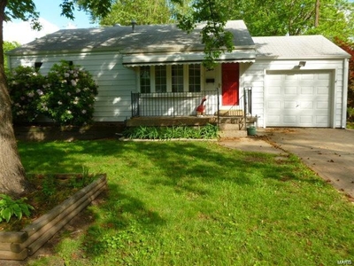 2 Winsted Pl, Florissant, MO