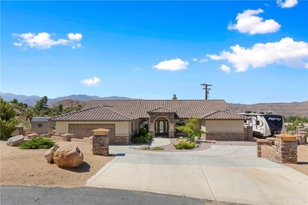 56590 Free Gold Dr, Yucca Valley, CA