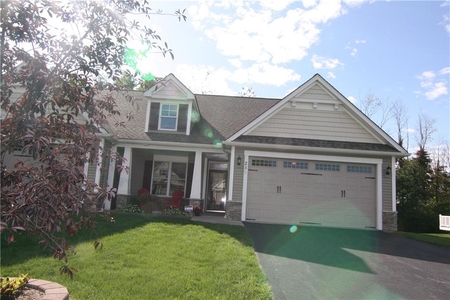 286 Carriage Path Ct, Webster, NY