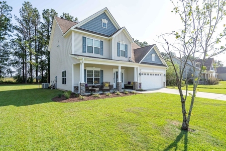 225 Maidstone Dr, Richlands, NC