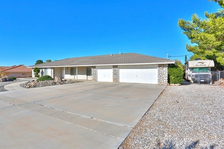 18746 Munsee Rd, Apple Valley, CA