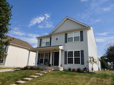 8842 Woolstone Ct, Maineville, OH