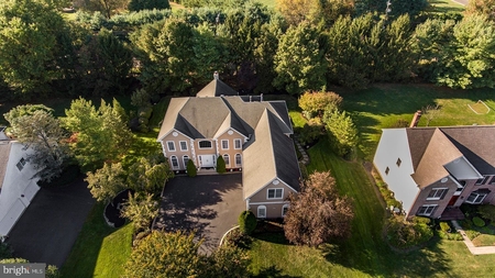 110 Country Club Dr, Moorestown, NJ