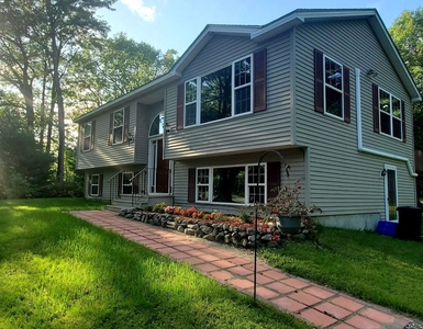 97 E Coiley Rd, Old Town, ME