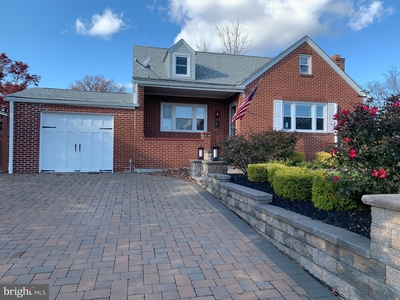 314 Barclay Ave, Morrisville, PA