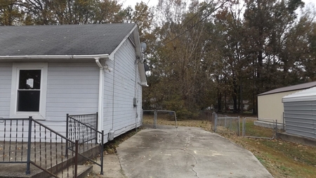 546 Buckeye Ln, Clarksville, TN