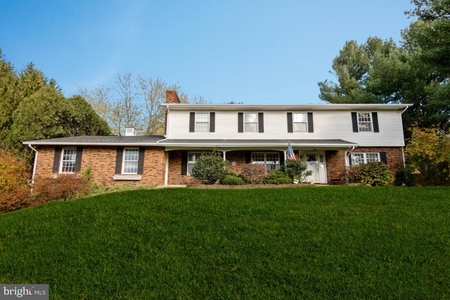 403 Cobbs Choice Ln, Westminster, MD