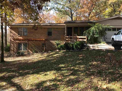 221 Rolling Acres Dr, Pearcy, AR